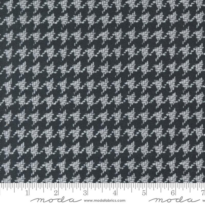 MO Farmhouse Flannel-Black Top Ro 49270 16F