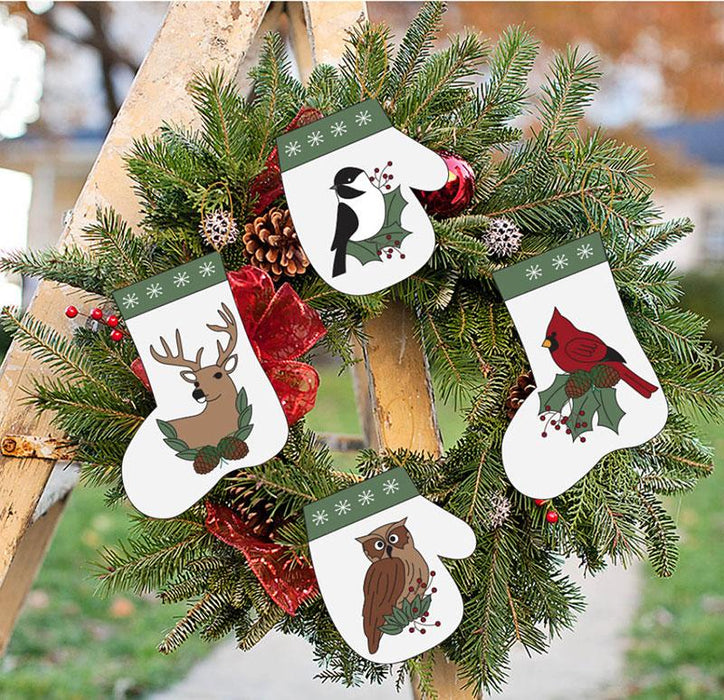 HQC Ornament White Pine 4ct K1023 Kit