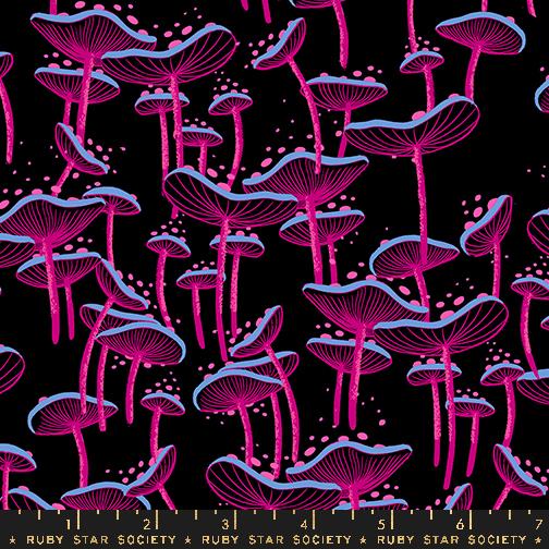 MO Glow Garden Mushrooms Black