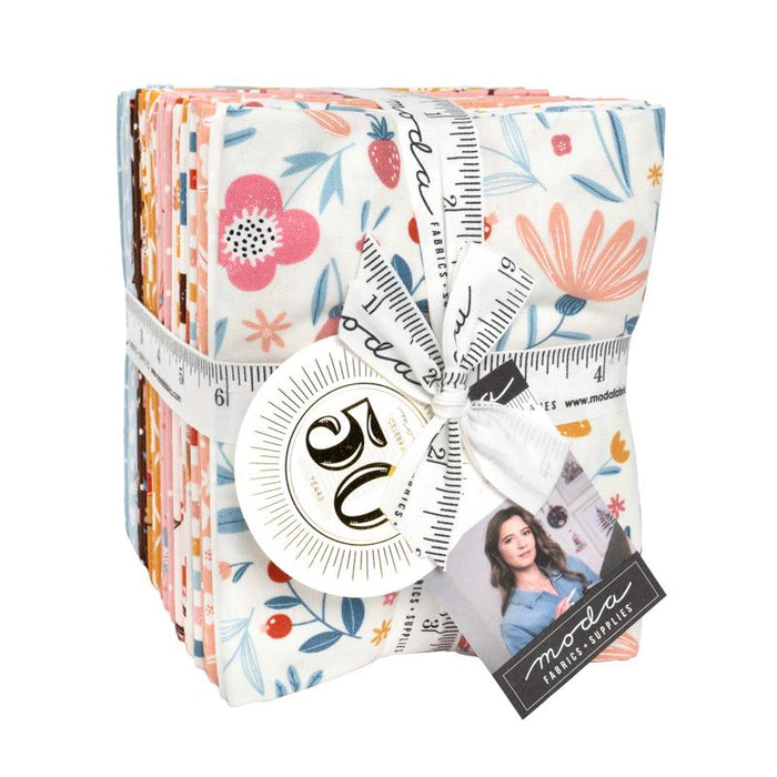 MO Blossoms And Blooms Fat Quarter Bundle 31 skus