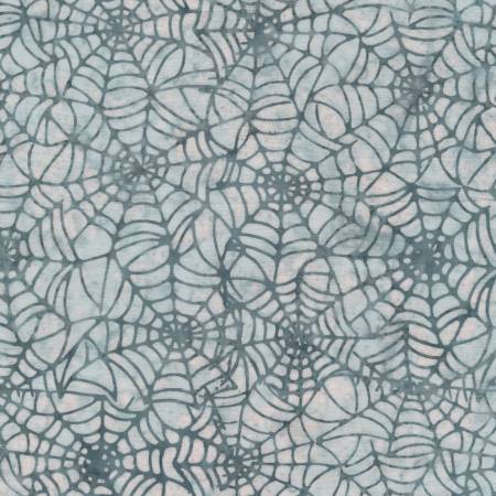 WD Boo Spiderwebs Batik Halloween