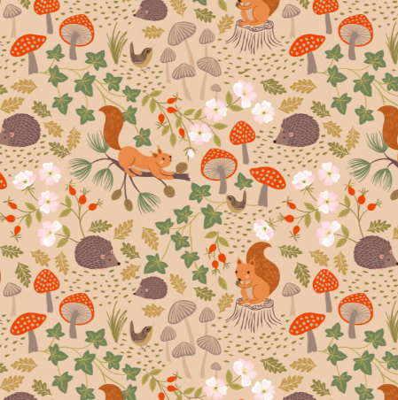 LI Snuggle-Up Season Light Oak Squirrels & Hedgehogs