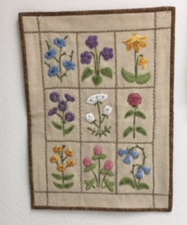 Wildflowers small wall quilt kit