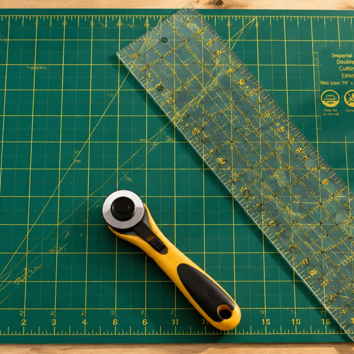 How to Use a Cutting Mat: A Beginner Quilter's Guide