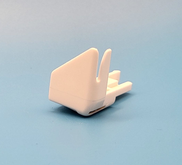 Thread Cutter White - 1008