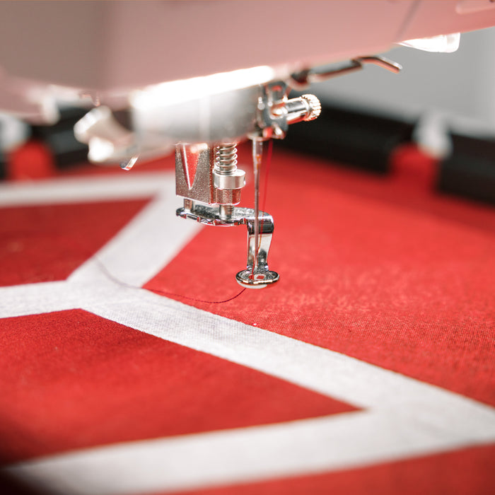 Automatic Needle Threader on the BERNINA 790 ULTRA