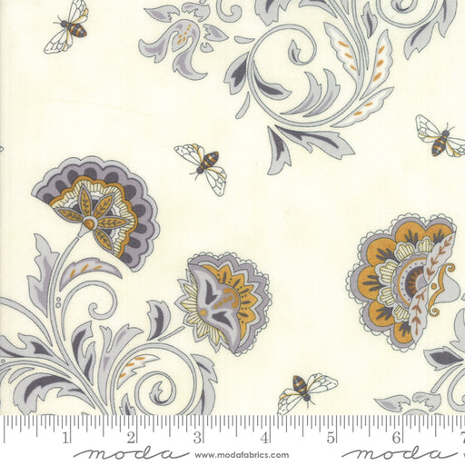 MO Bee Joyful Laurel White