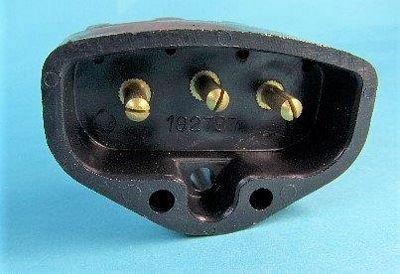 Cord Receptacle 3-Pin - Singer 221, 222