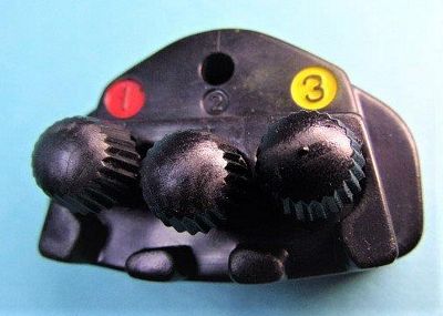Cord Receptacle 3-Pin - Singer 221, 222