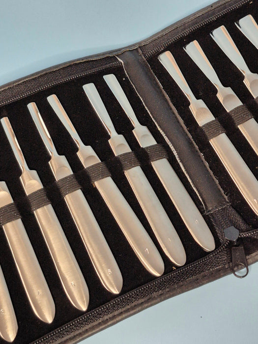 Nail Pusher Set of 18 (Professional)