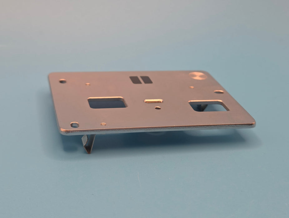 Stitch Plate, Twin Needle - Q20 Q24