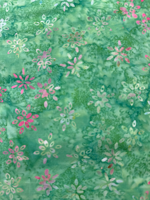 AN Small Flowers on Green