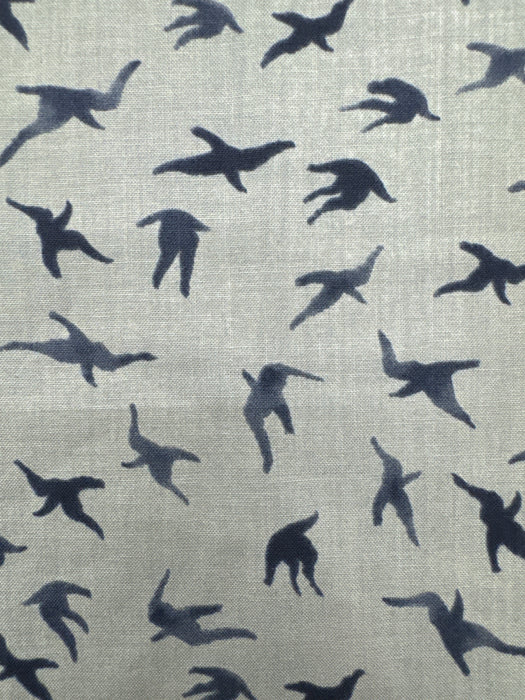 MO To the Sea Seagull Silhouettes