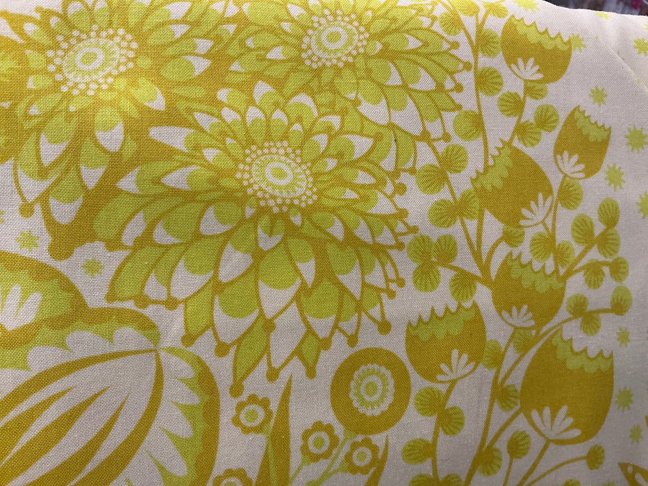 NC Anna Maria Overdressed Totem Yellow