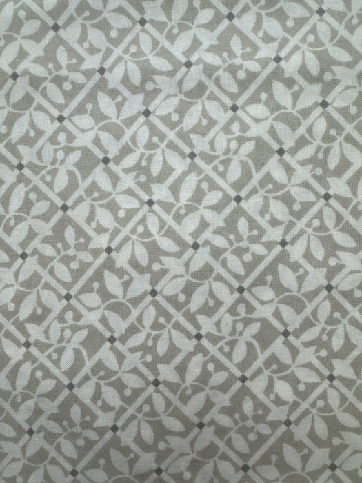 MO Shoreline Lattice Light Tan