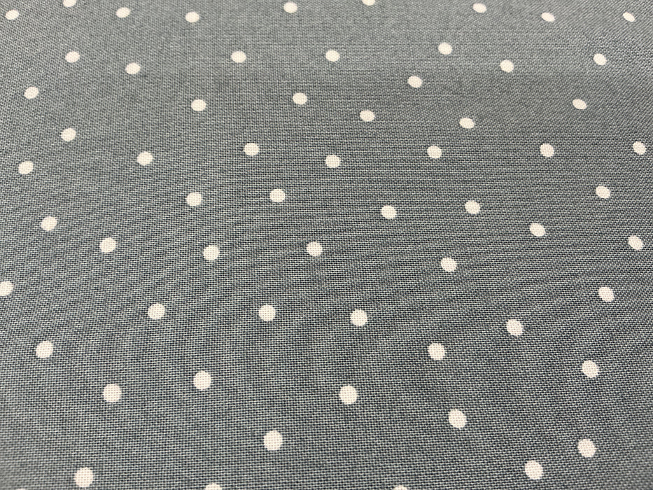FI Nest Pea Flower Dots