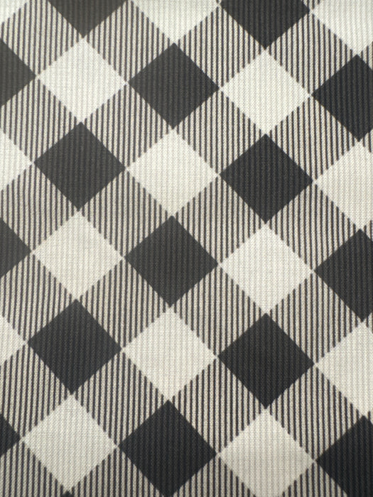 WL Gnome-antics Plaid Black