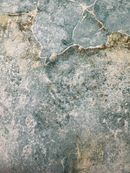 NC Stonehenge Gradations II Quartz Pine Ridge Light