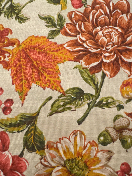AN Autumn Woods Tossed Flowers Cream
