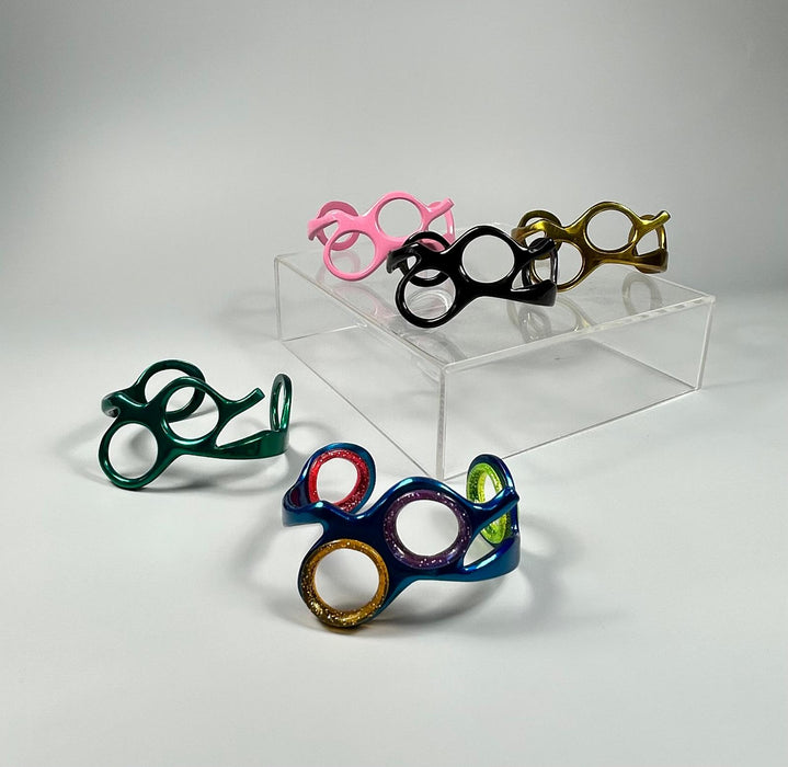 Tamsco Unique bracelet in the form of a hairstyling scissors