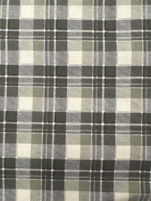 WL Wildlife Trail Grey/Green Plaid