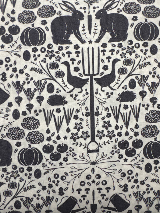 MO Midnight in the Garden Main Black on White
