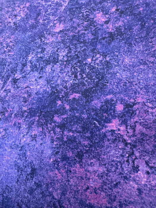 NC Stonehenge Gradations II Sienna Marble Mystic