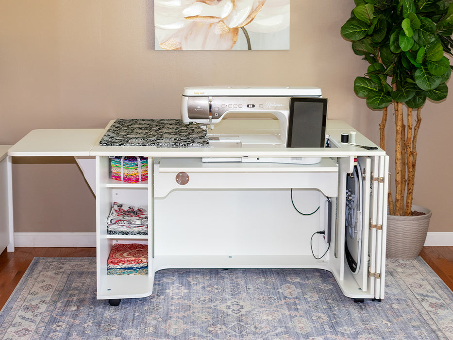 Horn Model 9050 Sewing / Embroidery Cabinet