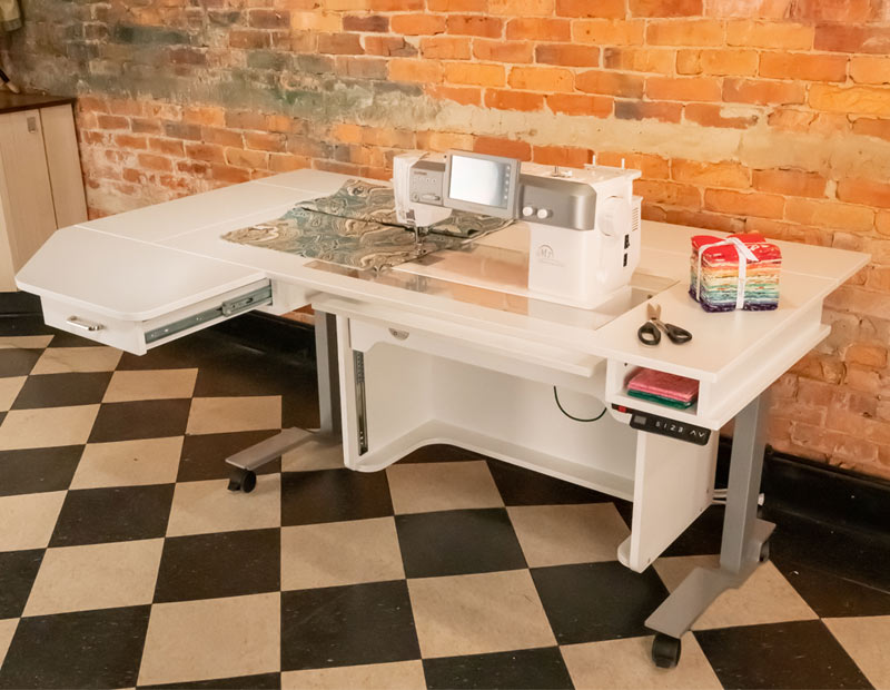 Horn Model 9100 New Heights Height-Adjustable Sewing Table