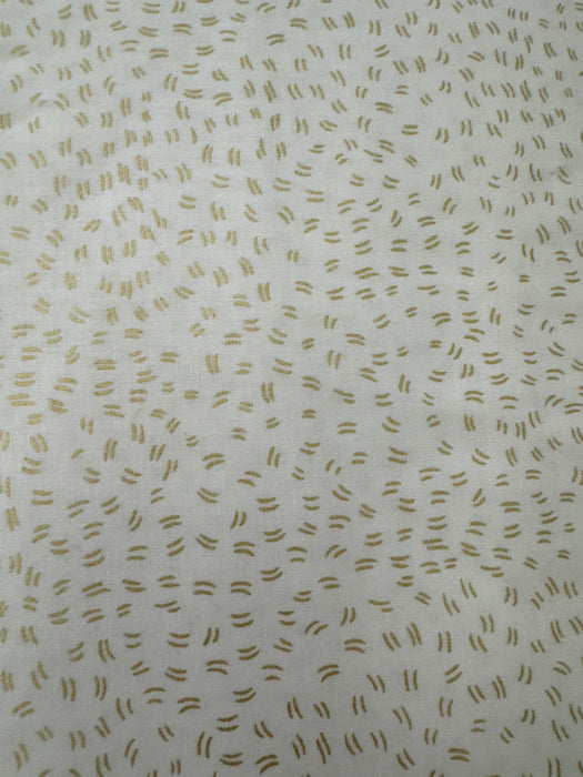 MO Meadowmere Cream Gold
