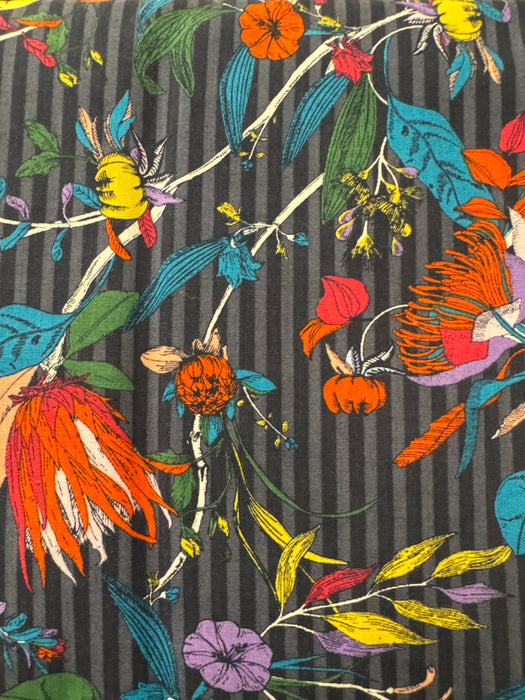 MO The Lookout Floral Multi Dark