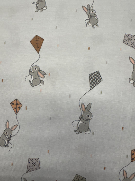 FI Cotton-Tale Kites Gray