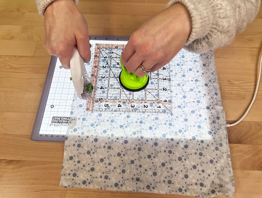 Cutterpillar Glow Elite Mini