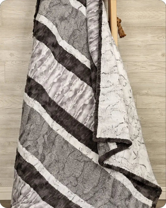 Crazy 8 Cuddle Kit - Silver Jubilee