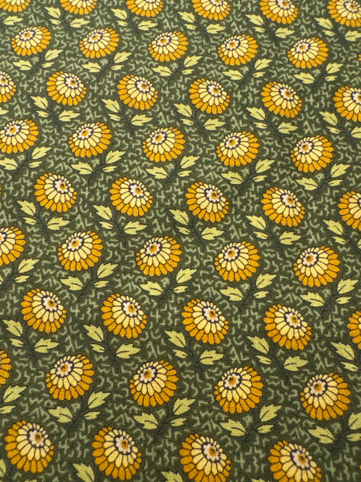AN Autumn Woods Flower Toss Dark Olive