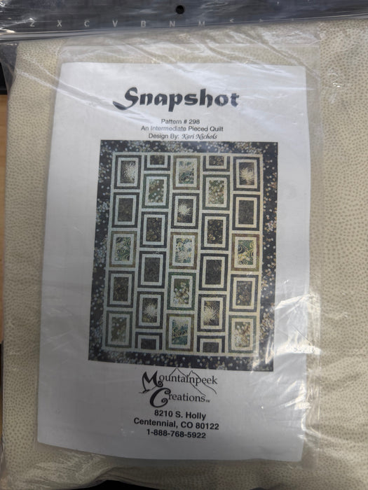 Snapshot Throw Quilt Kit