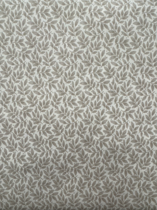 MO Rendezvous Leaves on Taupe