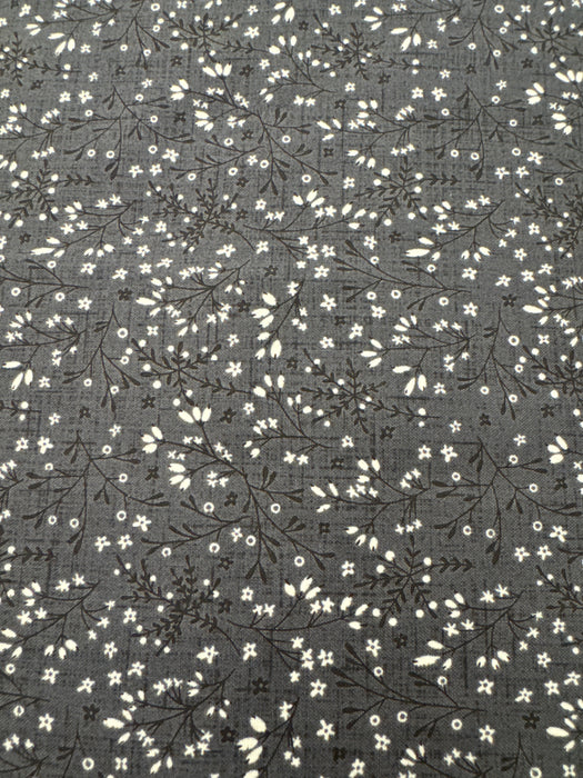 FI Grassland Ditsy Floral Gray