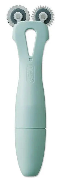 Grip Fit Triple Tracing Wheel by Clover