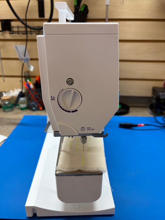 Bernina Artista 165 - Previously Loved