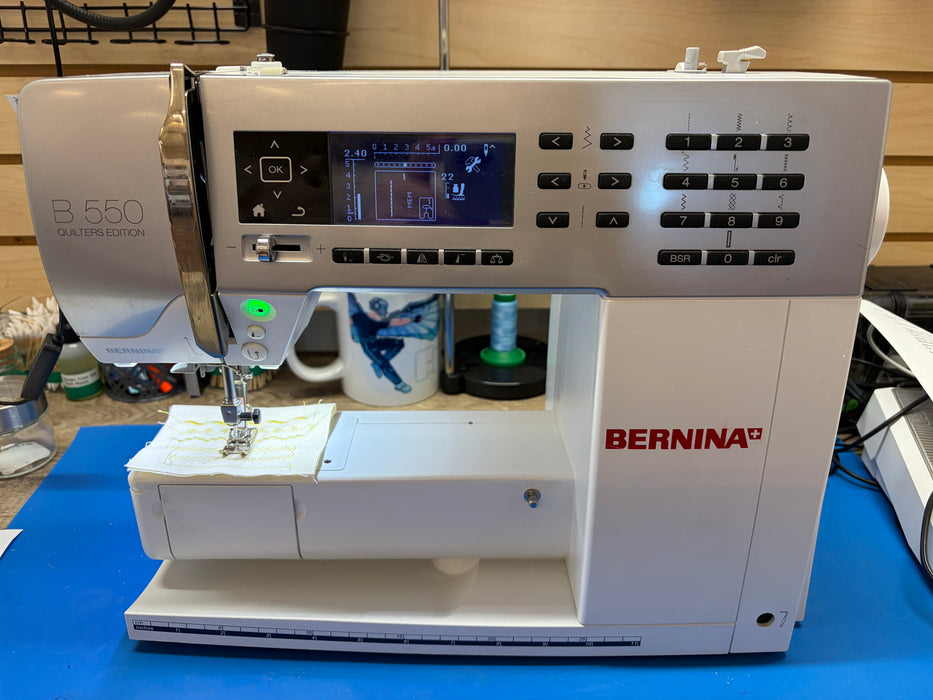 Bernina B550 - Previously Loved
