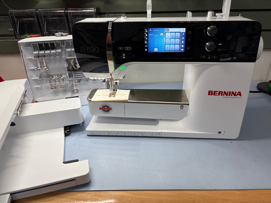 Previously loved Bernina B590