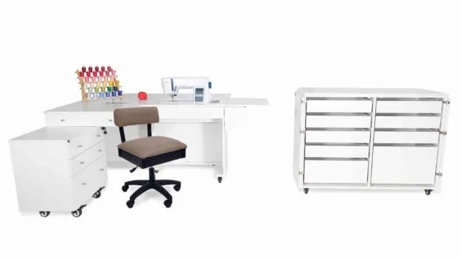 Dingo Bundle with Kangaroo & Joey and Hydraulic Chair