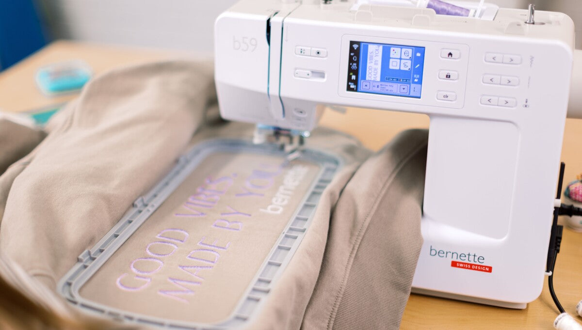 Bernette B59 stitch plate