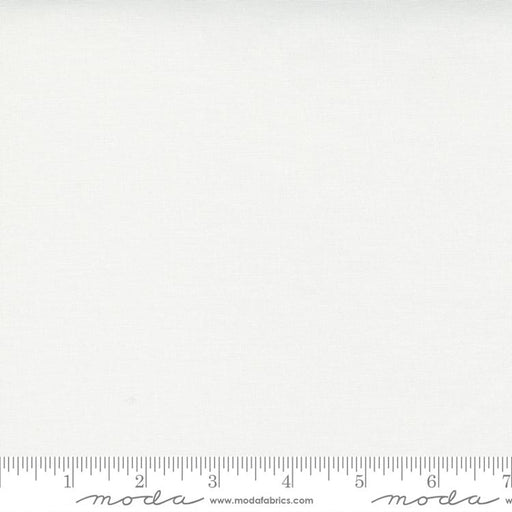 MO Bella Solids Off White 9900 200