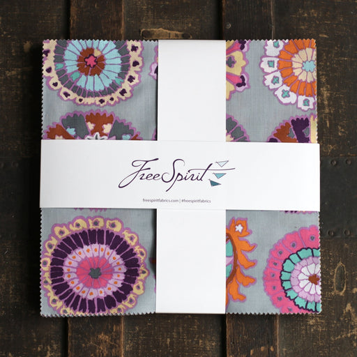 FS Kaffe Fassett Collective-10 in Charm- Lighter