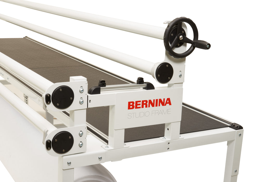 BERNINA Studio Frame, handwheel and rollers detail