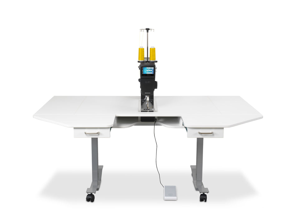 BERNINA Q 20 on the Horn table, leaves extended one side